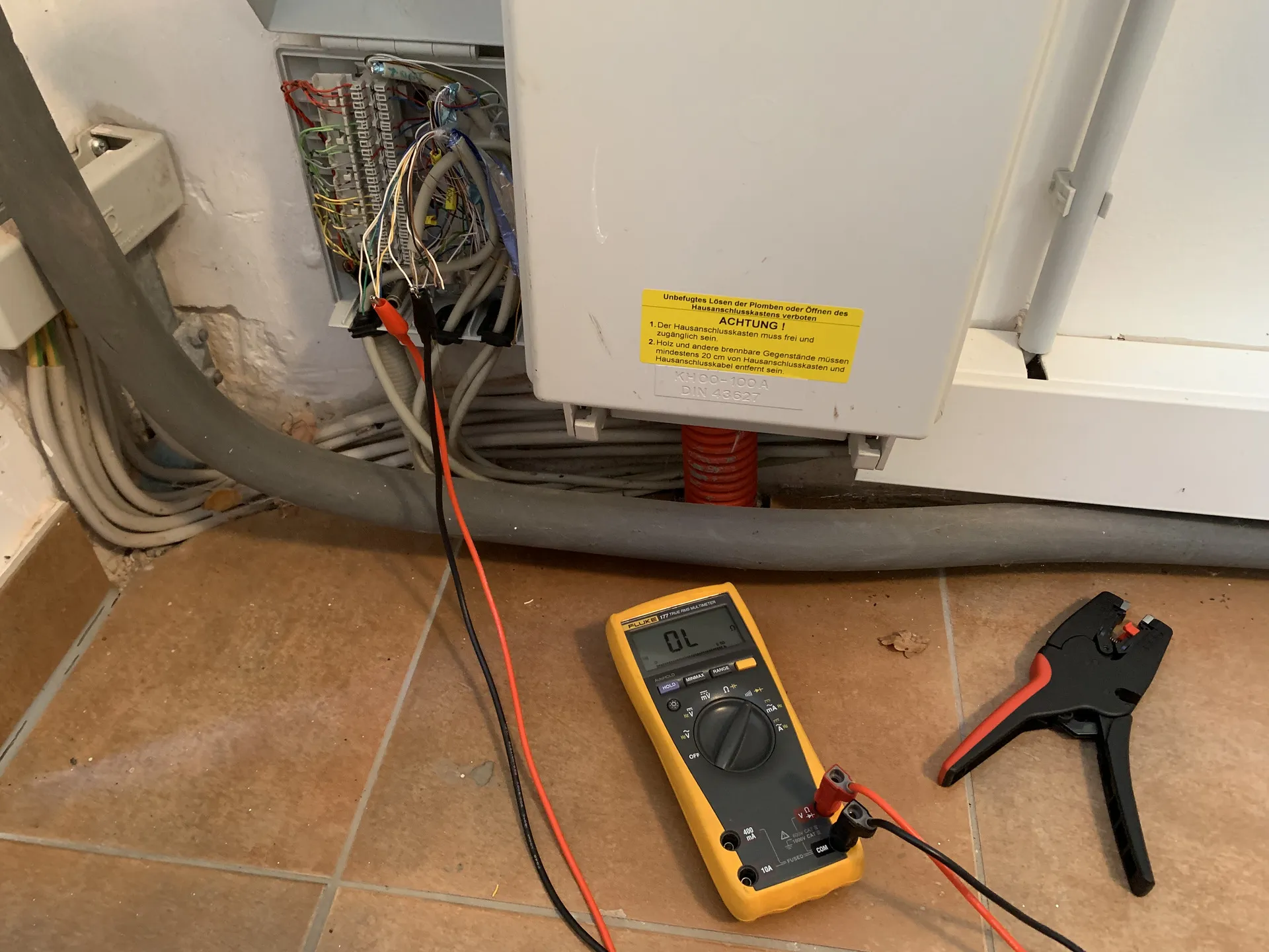 Testing continuity - wrong cable